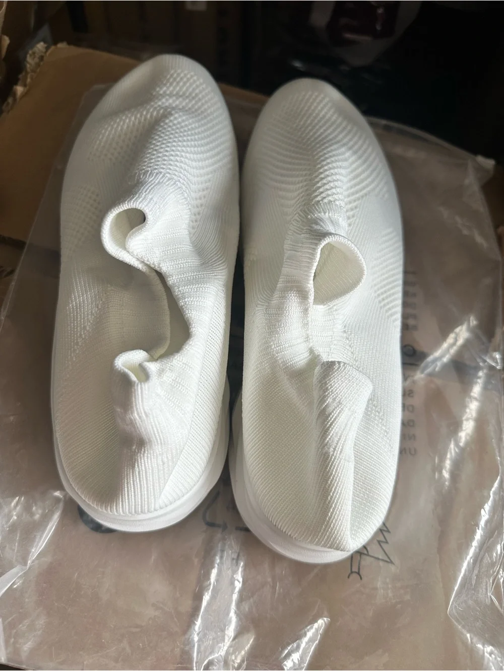 Womens Slip-On Knit Athletic Shoes - White